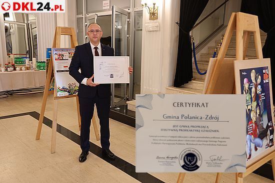 Konferencja Polanica_wręczenie certyfikatu PSSEP02.jpg